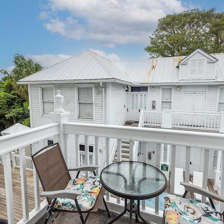 Classic King With Balcony At Curry Mansion Key West Exterior foto